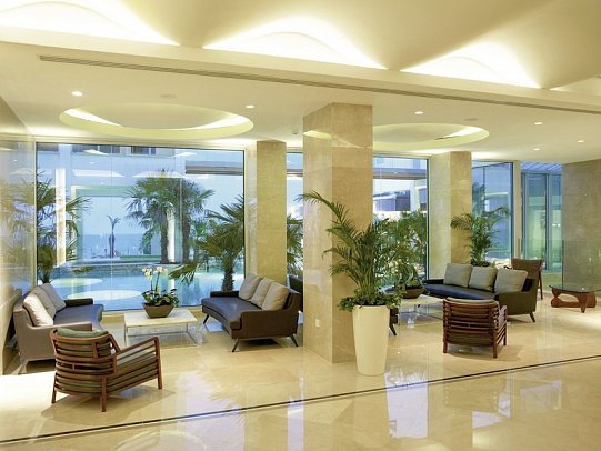 Sunrise Pearl Hotel & Spa