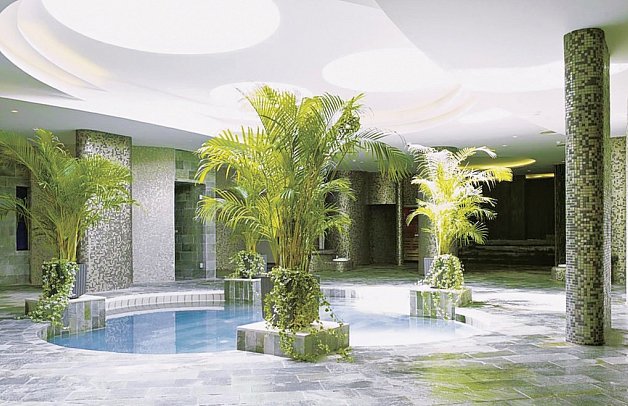 Sunrise Pearl Hotel & Spa