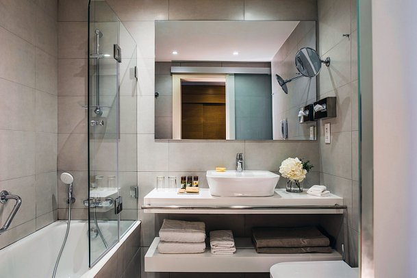 Alion Beach Hotel - Wohnbeispiel Doppelzimmer Gartenblick (Zimmercodierung DBG)