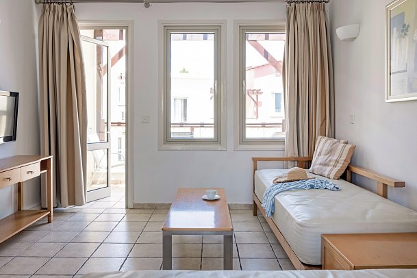 Louis Althea Beach - Wohnbeispiel Studio (Zimmercodierungen SBL & SBM)