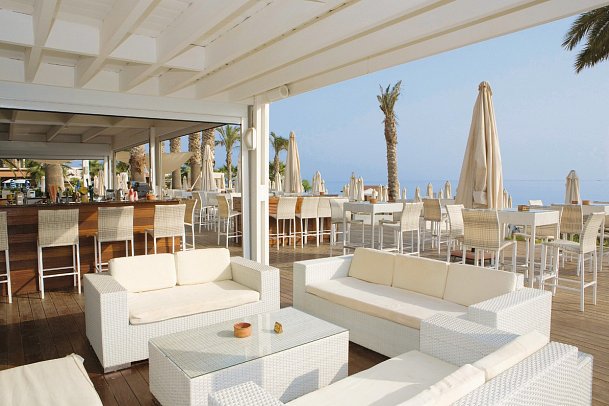 Vrissiana Beach Hotel