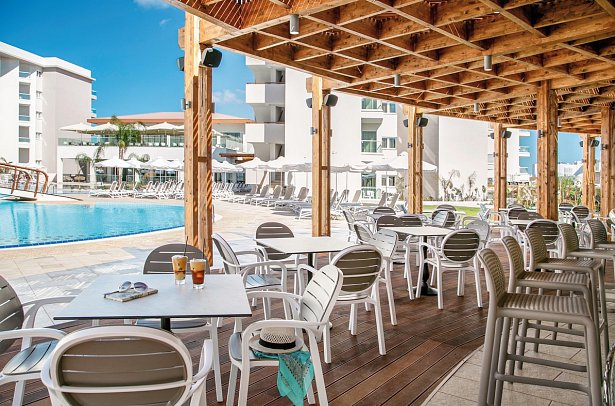 Vangelis Hotel & Suites