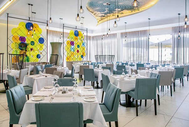 Vangelis Hotel & Suites