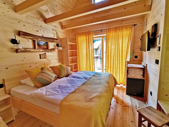 Glamping Ribno Bled - Wohnbeispiel Bungalow (Zimmercodierung CB1)