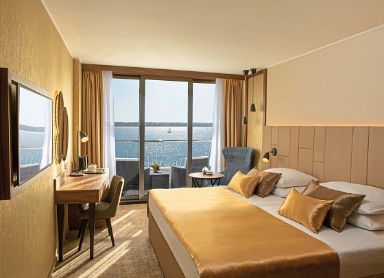 Grand Hotel Bernardin - Wohnbeispiel Doppelzimmer Meerblick (Zimmercodierungen DBM & DCM)
