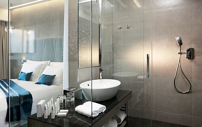 Slovenija - Wohnbeispiel Familienzimmer Gartenblick (Zimmercodierung FBG)