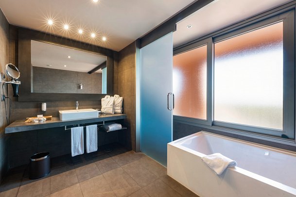 Lopesan Baobab Resort - Beispiel Bad Doppezimmer Economy (Zimmercodierung DE1)