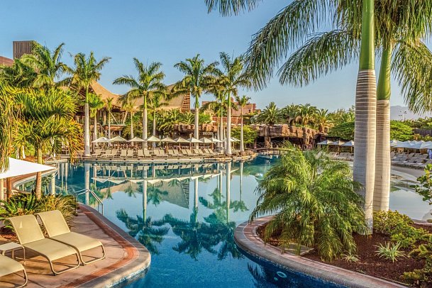 Lopesan Baobab Resort