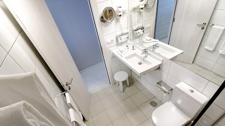 Bull Dorado Beach & Spa - Beispiel Bad (Zimmercodierungen SG1 & SGD)