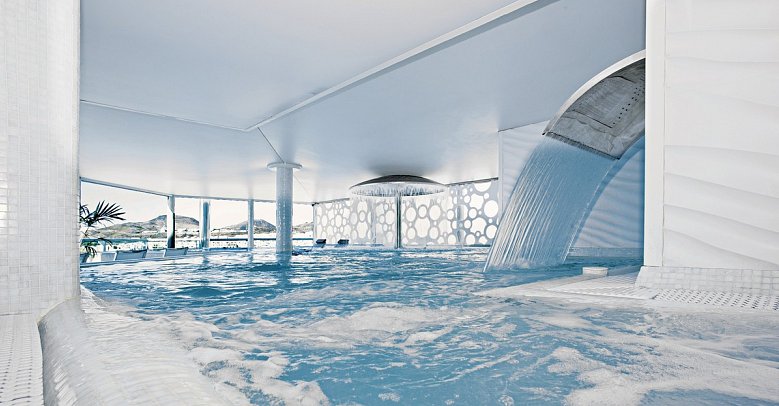 Bull Reina Isabel & Spa