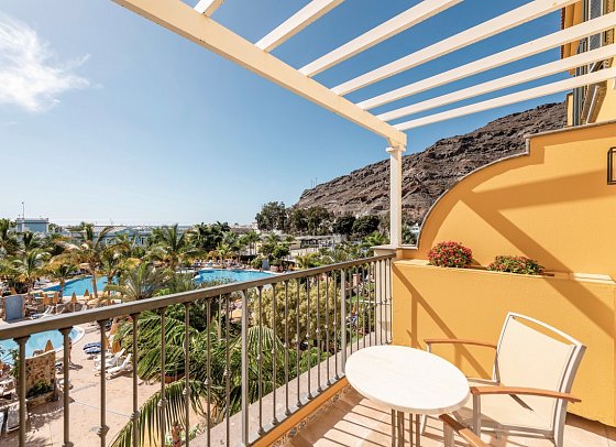 Cordial Mogán Playa - Wohnbeispiel Doppelzimmer Poolblick (Zimmercodierung DBP)
