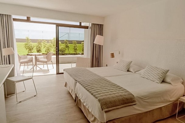Don Gregory by Dunas - Wohnbeispiel Doppelzimmer Standard Infinity Pool (Zimmercodierung DB1)