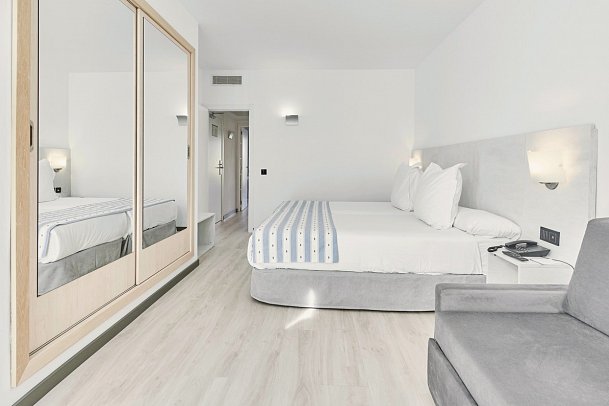 Gloria Palace San Agustín Thalasso & Hotel - Wohnbeispiel Familienzimmer (Zimmercodierung FB1)