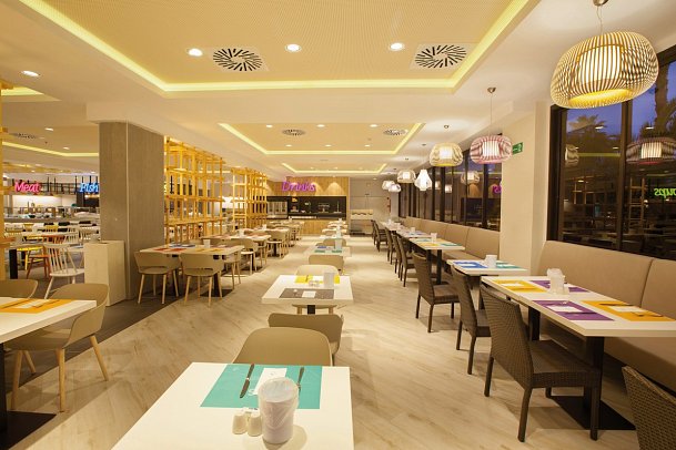 Abora Continental by Lopesan Hotels