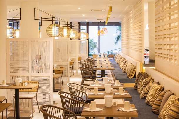 Corallium Dunamar by Lopesan Hotels