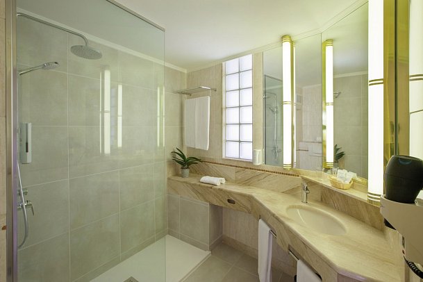 Corallium Dunamar by Lopesan Hotels - Beispiel Bad Doppelzimmer Deluxe (Zimmercodierung DD1)