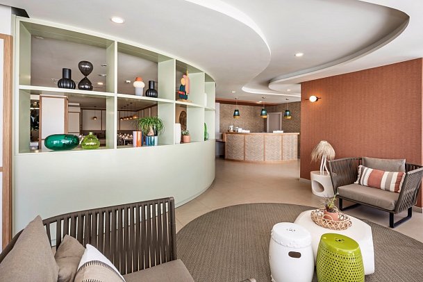 LIVVO Anamar Suites