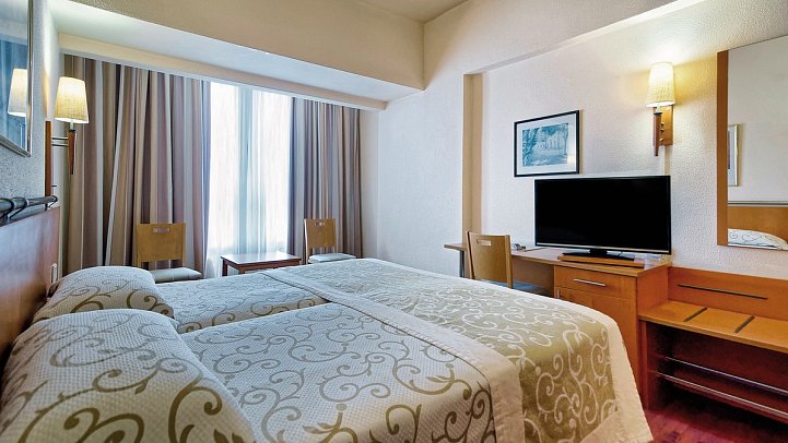 Bull Astoria - Wohnbeispiel Doppelzimmer Standard (Zimmercodierung DG1)