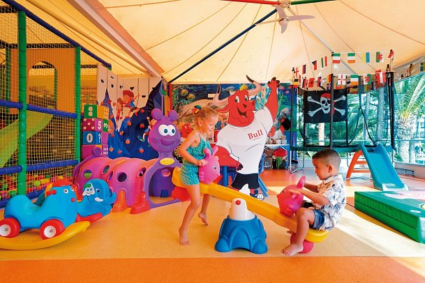 Bull Eugenia Victoria & Spa