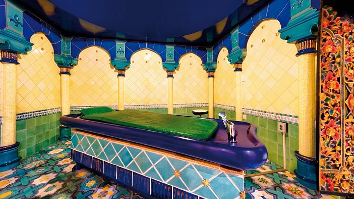 Bull Eugenia Victoria & Spa