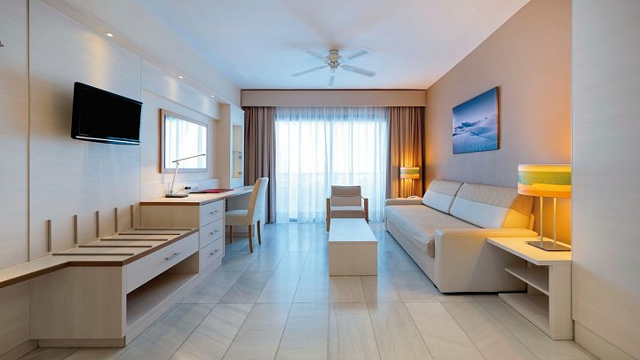 Bull Eugenia Victoria & Spa - Wohnbeispiel Juniorsuite (Zimmercodierungen JG1, JC1 & JGD)