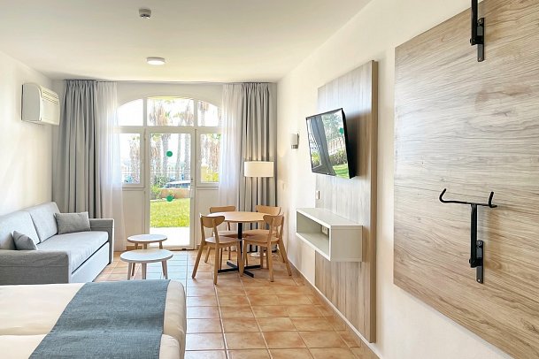 Sporthotel Monte Feliz - powered by Playitas - Wohnbeispiel Studio (Zimmercodierung SB2)