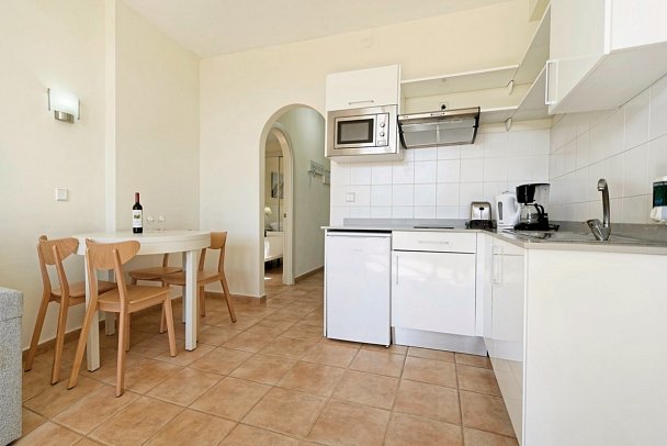 Sporthotel Monte Feliz - powered by Playitas - Wohnbeispiel Appartement 1 SZ (Zimmercodierung AB1)