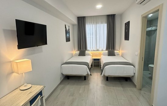 Apartamentos Colón Playa