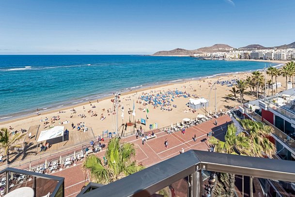 Apartamentos Colón Playa