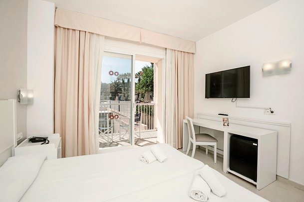 Aguamarina Club Hotel - Wohnbeispiel Doppelzimmer (Zimmercodierung DB1)