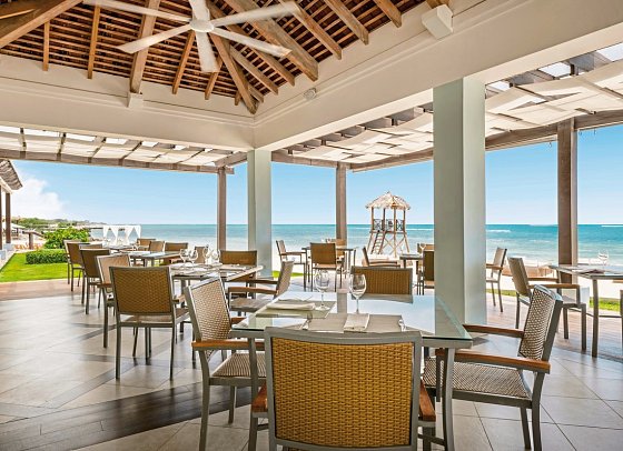JOIA Rose Hall by Iberostar