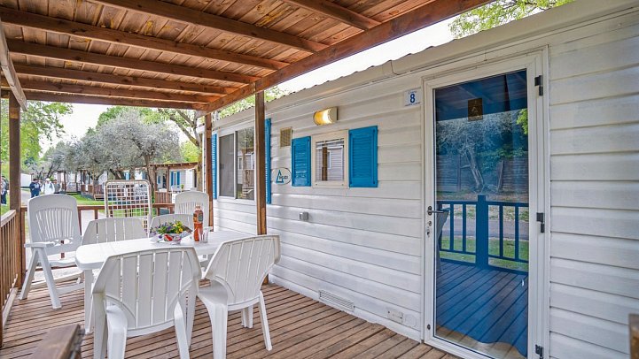 Lido di Sesto Camping (by Happy Camp) - Wohnbeispiel Mobilheim Happy Easy (Zimmercodierung CG1)