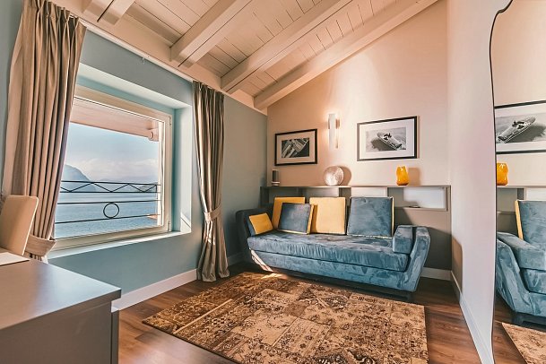 Araba Fenice - Wohnbeispiel Juniorsuite Seeblick (Zimmercodierung JBI)