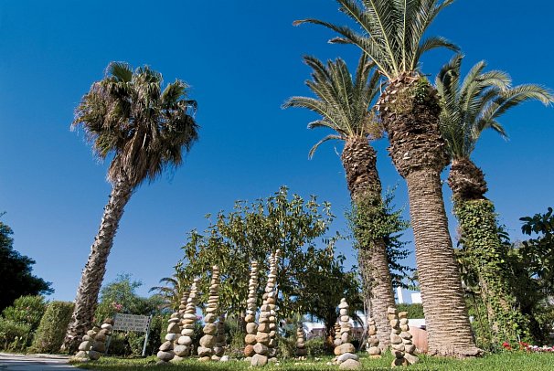 Les Orangers Beach Resort