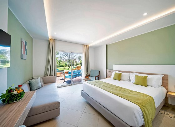 Sentido Marillia Resort & Spa - Wohnbeispiel Doppelzimmer Superior Jacuzzi (Zimmercodierung DS2)