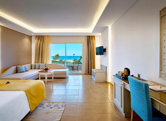 Sentido Marillia Resort & Spa - Wohnbeispiel Familienzimmer Meerblick (Zimmercodierung F2M)