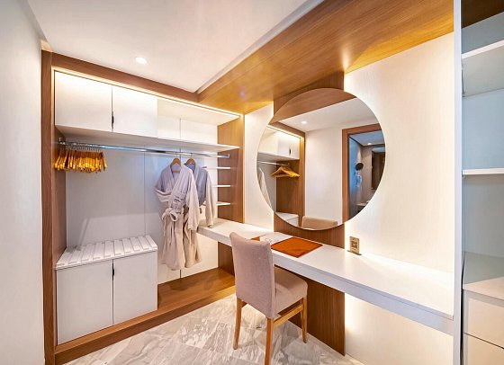 Sentido Marillia Resort & Spa - Wohnbeispiel Juniorsuite Meerblick (Zimmercodierung J1M)