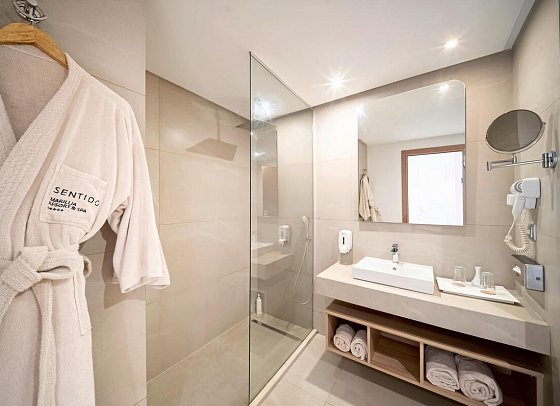 Sentido Marillia Resort & Spa - Wohnbeispiel Juniorsuite Meerblick (Zimmercodierung J1M)