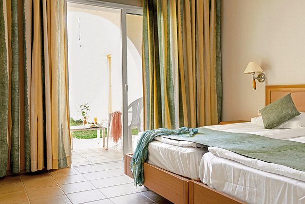 Calimera Delfino Beach Resort & Spa - Wohnbeispiel Familienzimmer (Zimmercodierungen FB1, TB1 & FV1)