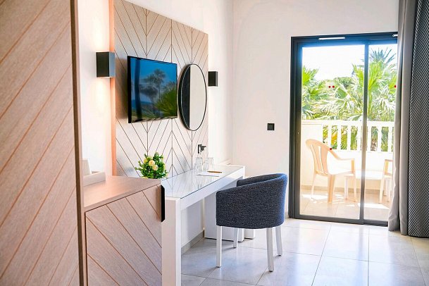 Calimera Delfino Beach Resort & Spa - Wohnbeispiel Dreibettzimmer (Zimmercodierung TB1)