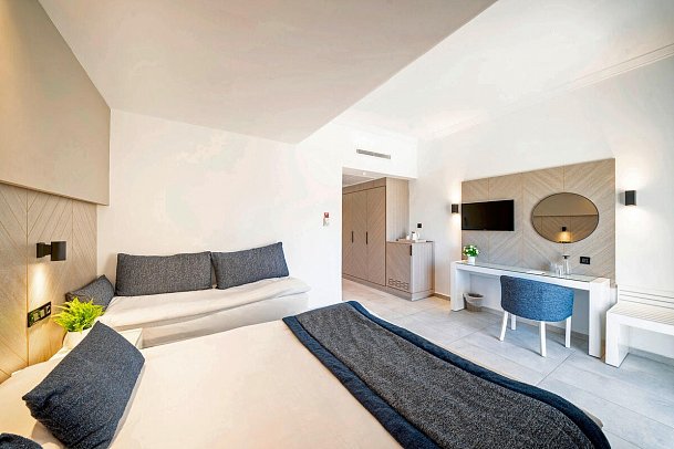 Calimera Delfino Beach Resort & Spa - Wohnbeispiel Dreibettzimmer (Zimmercodierung TB1)