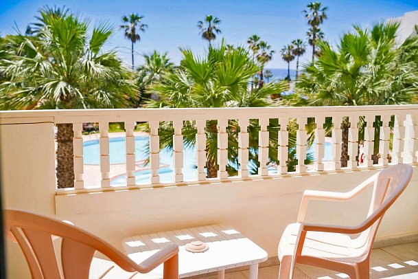 Calimera Delfino Beach Resort & Spa - Wohnbeispiel Dreibettzimmer (Zimmercodierung TB1)