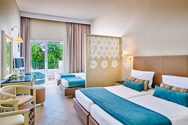 Royal Nozha Beach - Wohnbeispiel Familienzimmer (Zimmercodierung FB2)