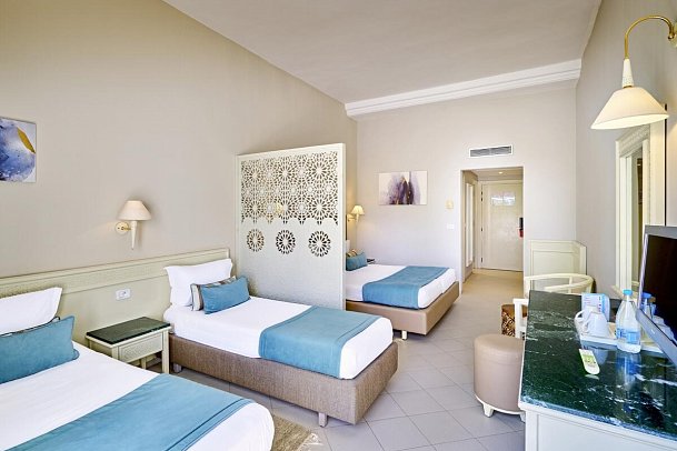 Royal Nozha Beach - Wohnbeispiel Familienzimmer (Zimmercodierungen FB1 & FP1)