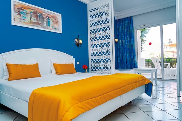 Nesrine - Wohnbeispiel Familienzimmer (Zimmercodierung FB1)