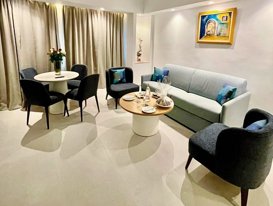 Royal Tulip Taj Sultan - Wohnbeispiel Juniorsuite (Zimmercodierung JB1)