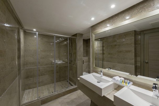 Tour Khalef - Wohnbeispiel (Zimmercodierungen DB1, DC1, FB1, DBM, DCM, DC2, J1M & DDM)