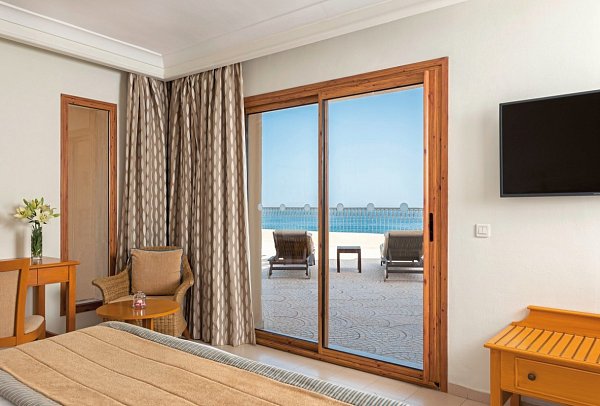 Mövenpick Resort & Marine Spa Sousse - Wohnbeispiel Juniorsuite Meerblick (Zimmercodierung JBM)