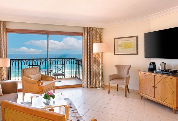 Mövenpick Resort & Marine Spa Sousse - Wohnbeispiel Juniorsuite Meerblick (Zimmercodierung JBM)