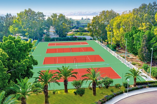 Club Tropicana & Spa